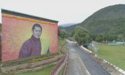 His Majesty's Portrait at Desuung Garden